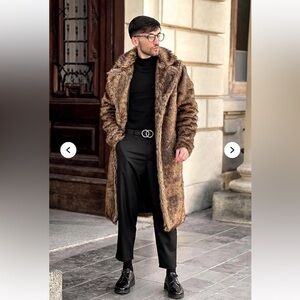 Watch The Clip😍 New NOVAMEN Fur Long
Coat Brown Size Medium